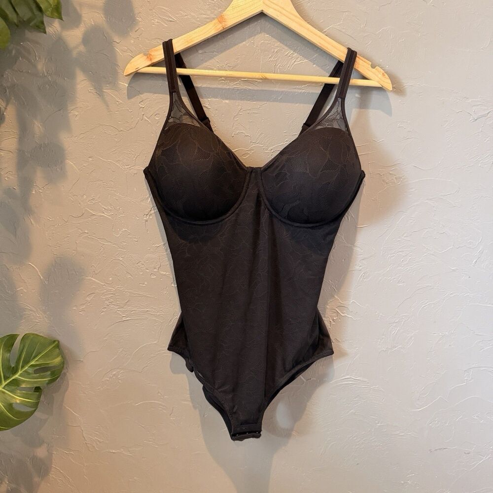 Shaper Bodysuit 38D Tummy Control Underwire Black Lace Coquette Body Briefer